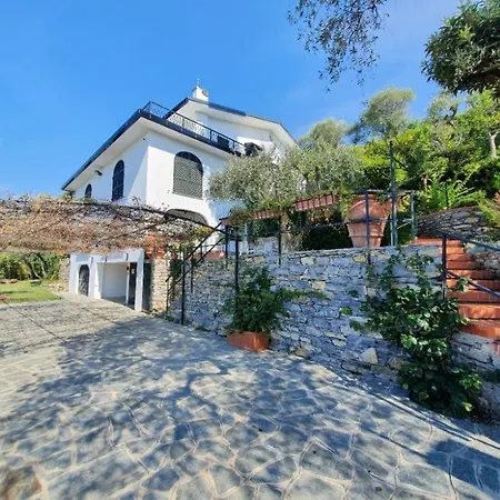 Villa Luxury With Pool And Air Conditionning Rapallo